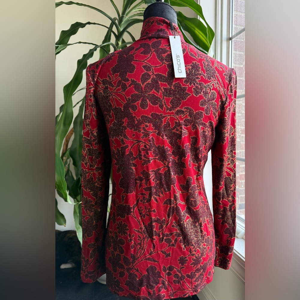 Chico's Red Floral Long Sleeve Top - Picture 4 of 9